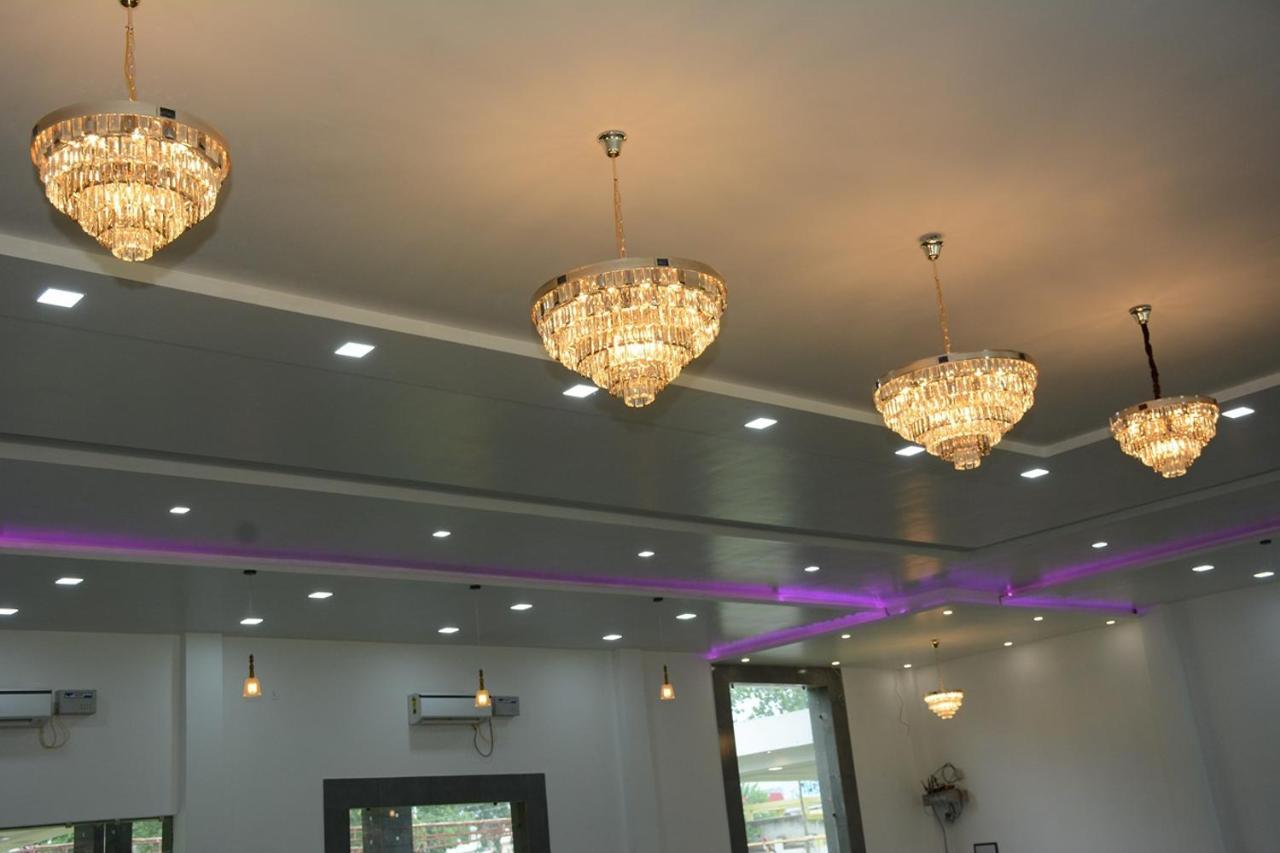 Royal Green Celebrate In Style Saharanpur Buitenkant foto