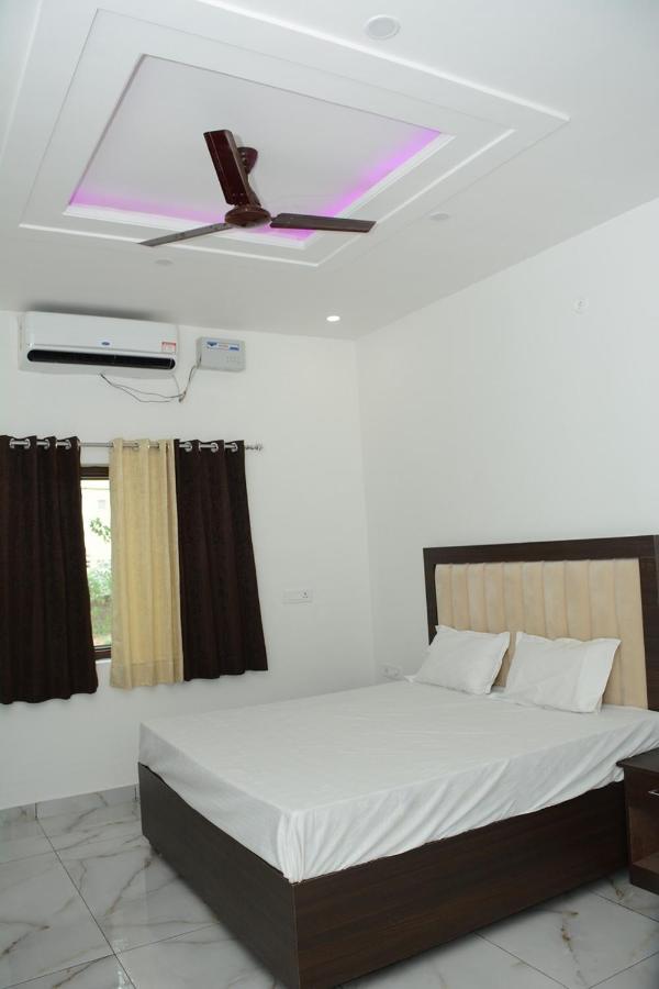 Royal Green Celebrate In Style Saharanpur Buitenkant foto